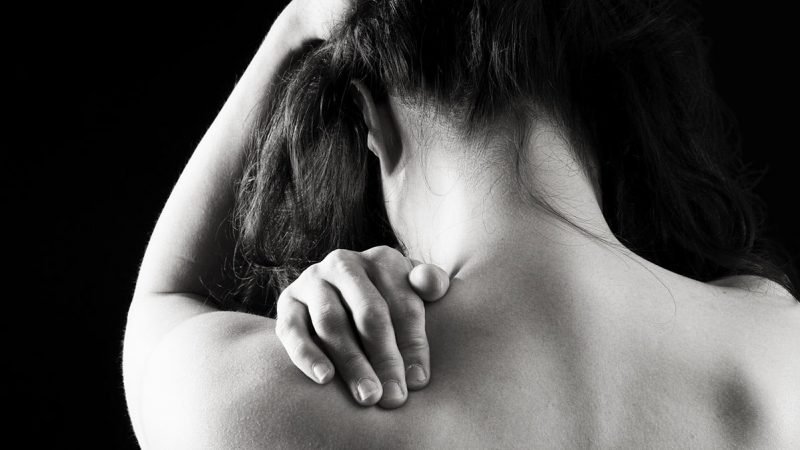 Fibromialgia: il dolore silenzioso di cui si parla troppo poco