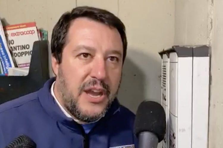 Fabio Volo insulta Salvini 